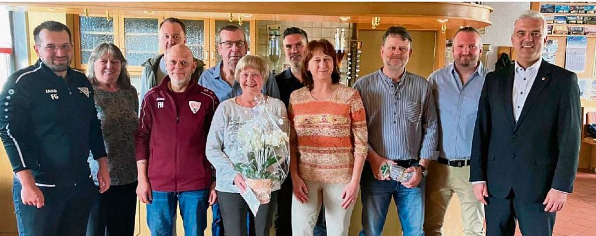 Die neue Vorstandschaft des TV Ebersdorf mit Bürgermeister Timo Ehrhardt