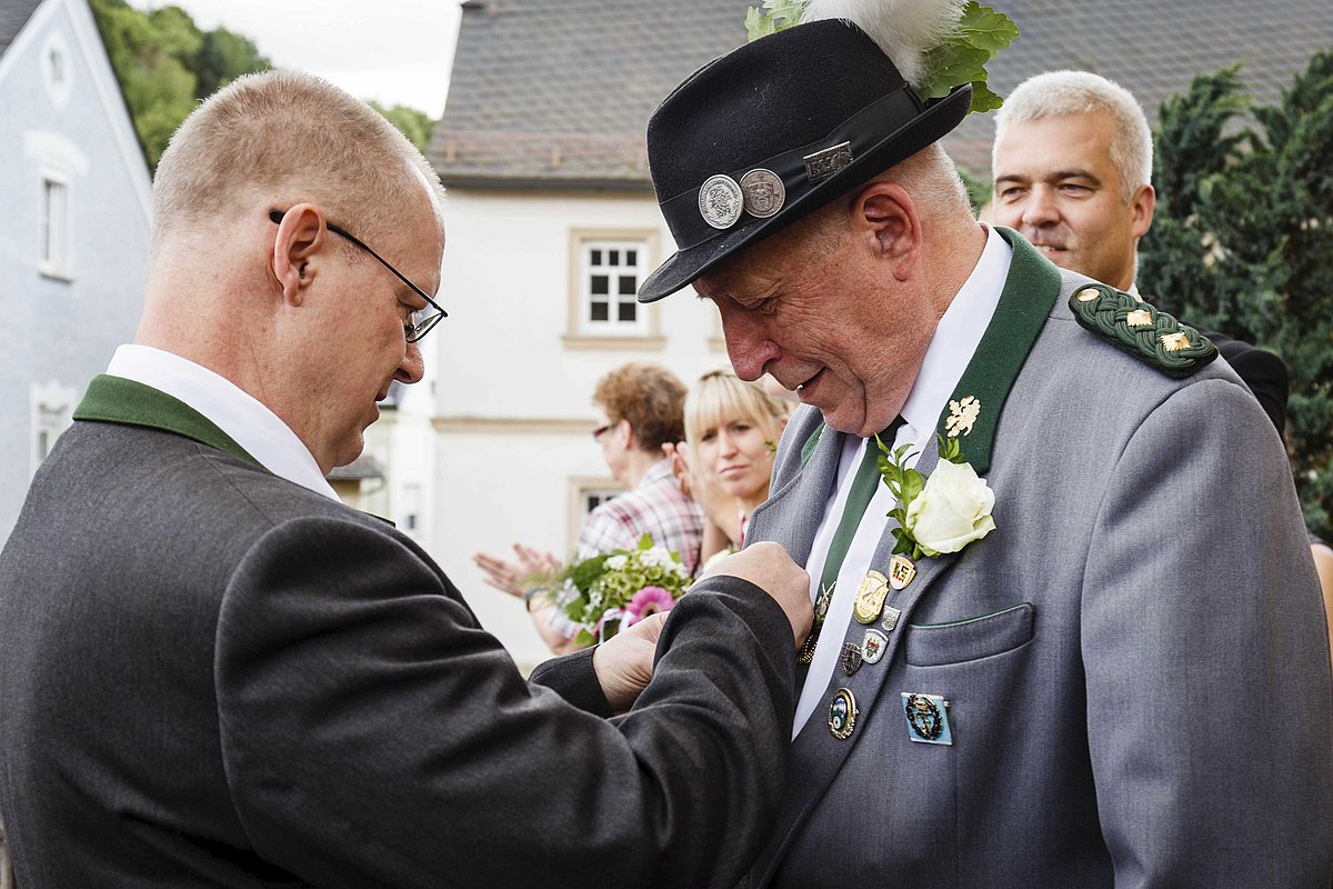 Großem Gauehrenzeichen in Gold